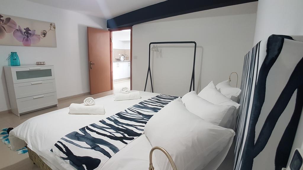 Hili Apartments Tiberias Bagian luar foto